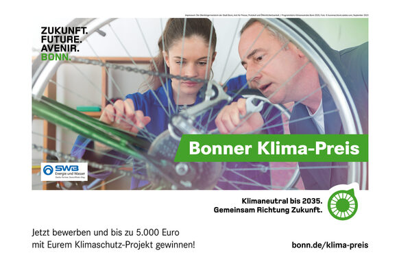 Das Foto zeigt eines der Plakate, die in Bonn auf den Klima-Preis aufmerksam machen.