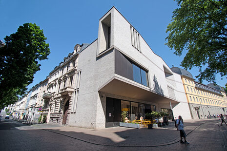 Das Haus der Bildung am Mülheimer Platz 1