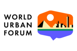 Das Bild zeigt das Logo des Weltforums der Städte 2024 in Kairo.