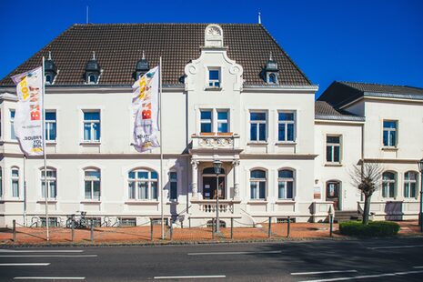 Das Rathaus Hardtberg in Duisdorf